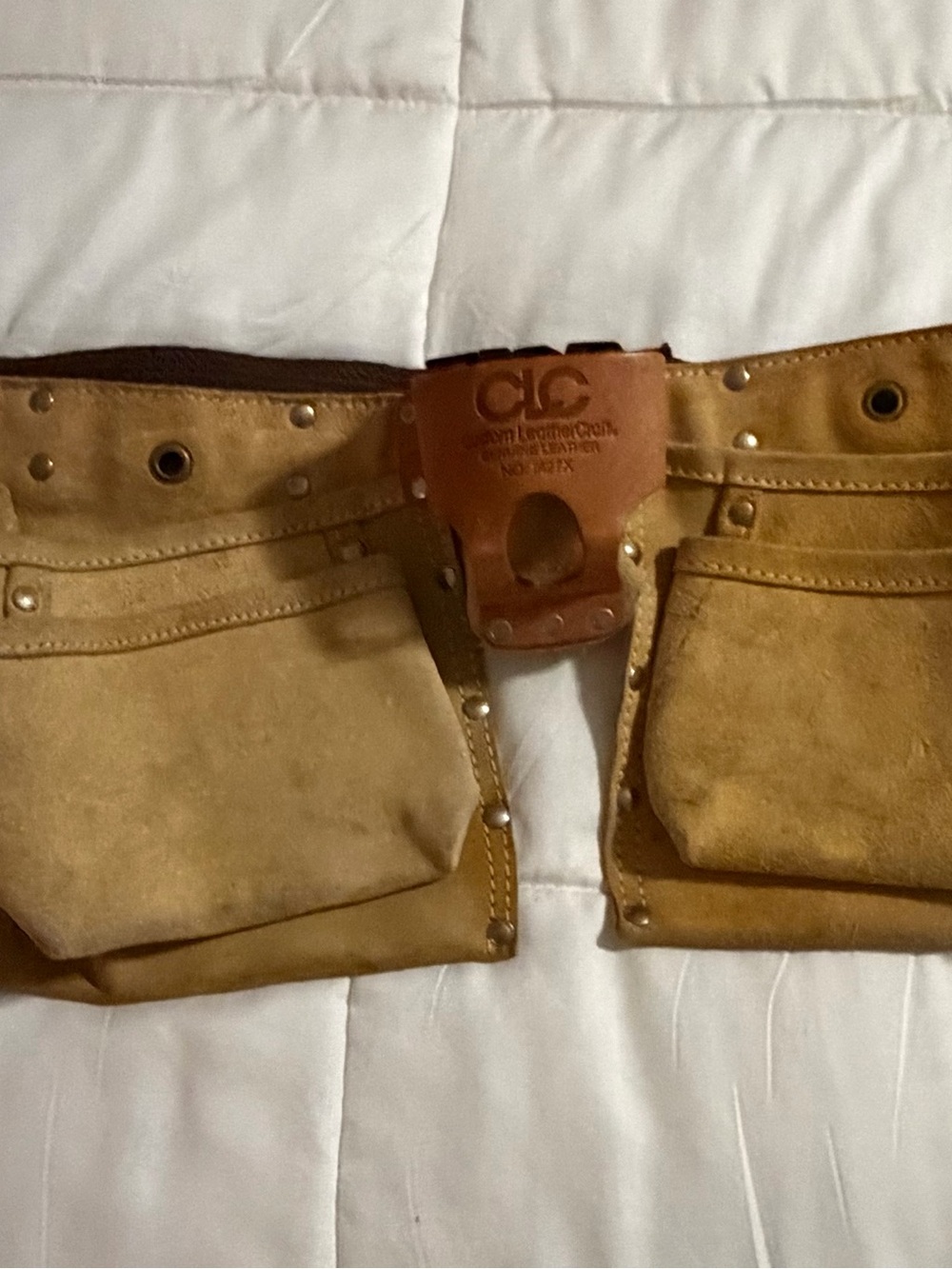 CLC Heavy-Duty Leather Tool Belt Pouch - Tan